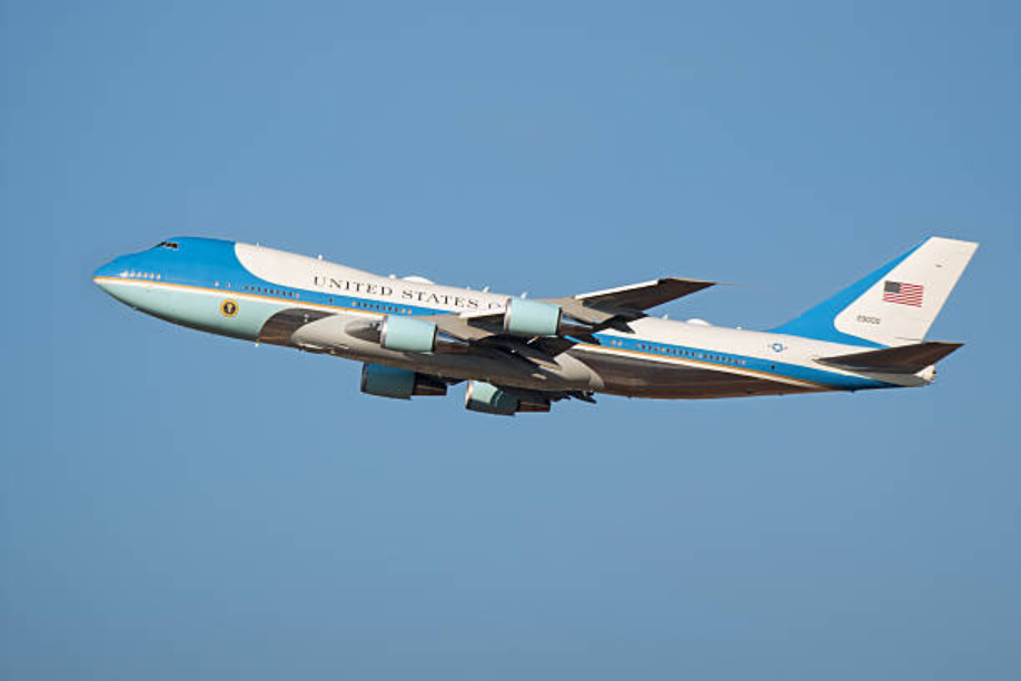 Ultimate Guide to Chicago to Cochin Flights: Routes, Airlines and Duration 